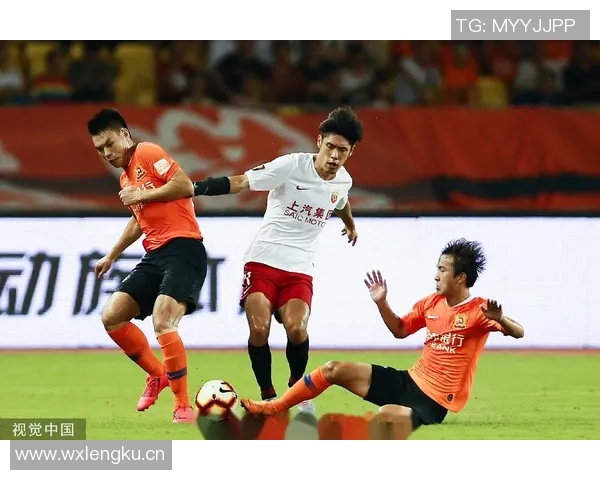 武汉卓尔与上海上港激战在即预测双方比分及精彩看点分析