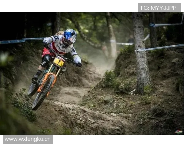 极限运动的魅力与挑战：深入成都极限运动队的比赛背后故事与经验分享